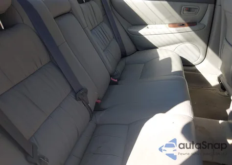 2001 Lexus Es 300 from USA, damaged, VIN JT8BF28G110340729